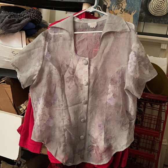 2PIECE SUIT WEAR. Soft and Flowing 100%Polyester - Picture 2 of 10